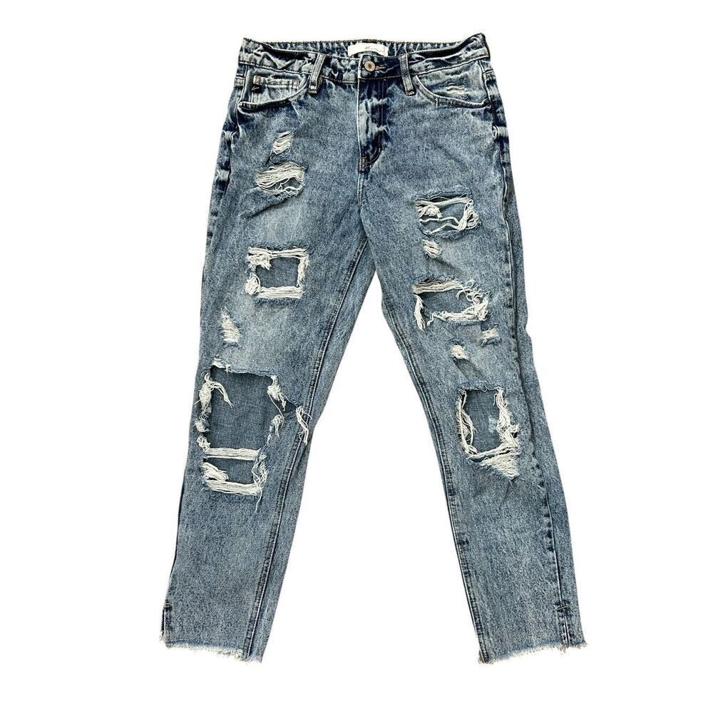 KanCan Distressed Capri Jeans